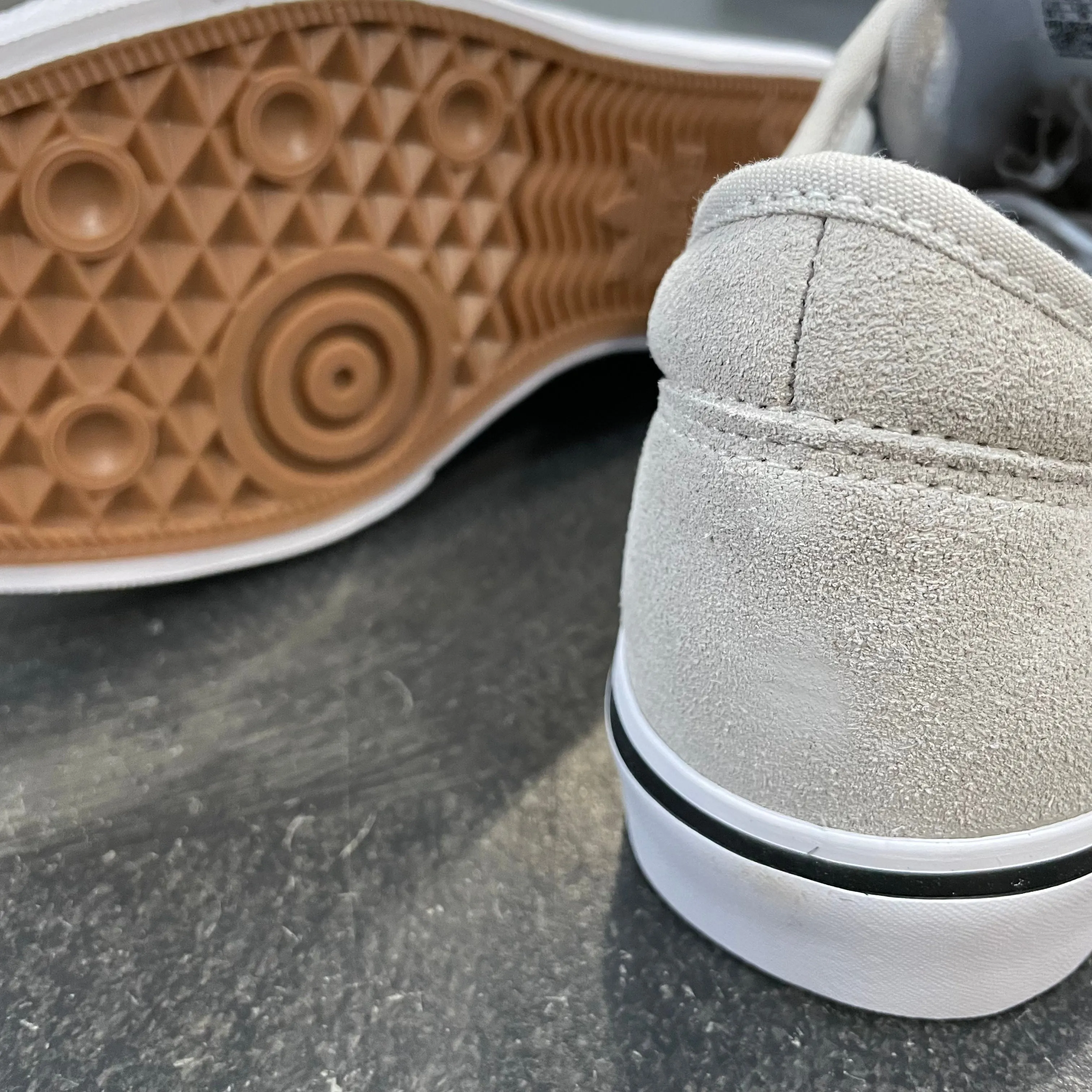 Adidas Adi Ease White/Black