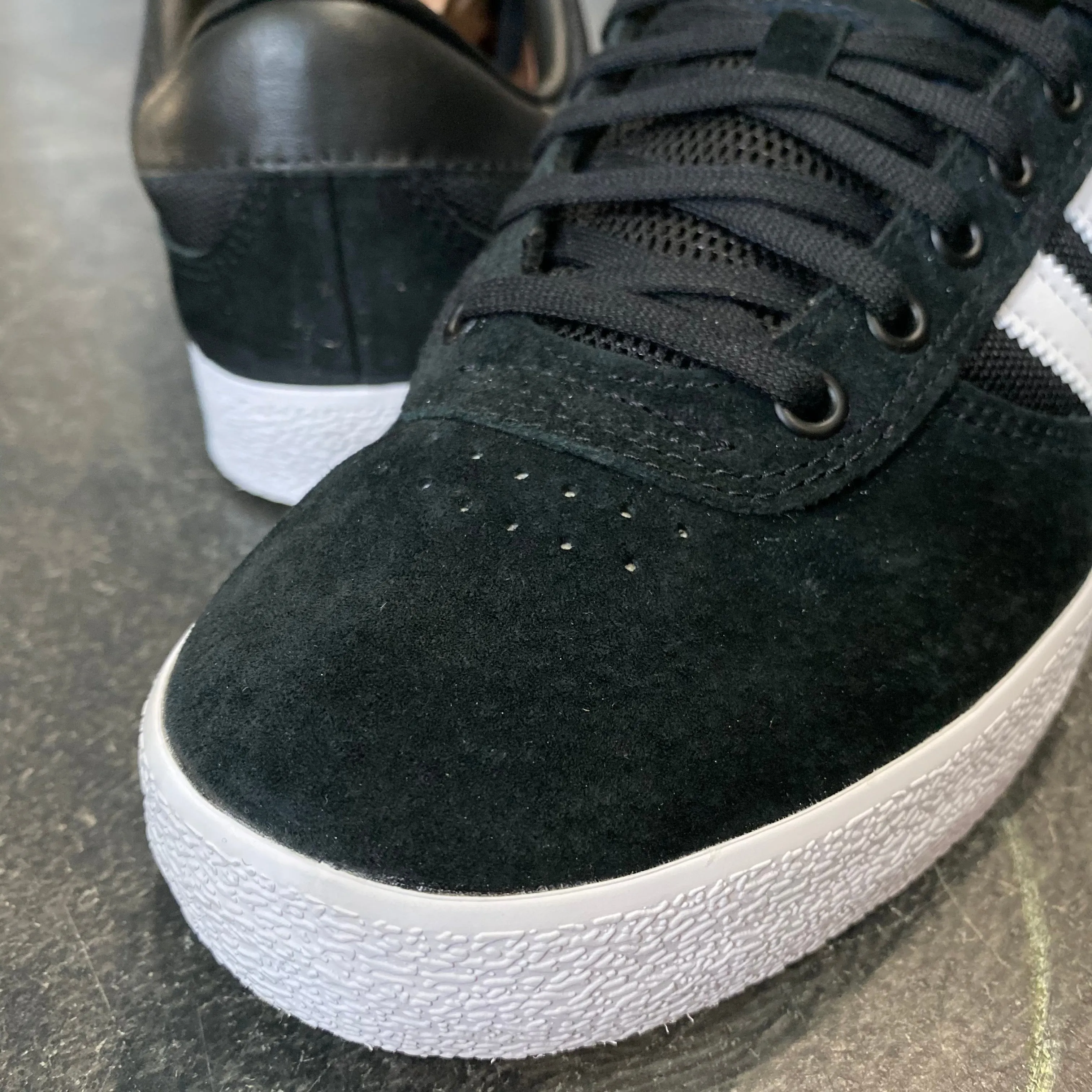 Adidas Puig Indoor Black/White