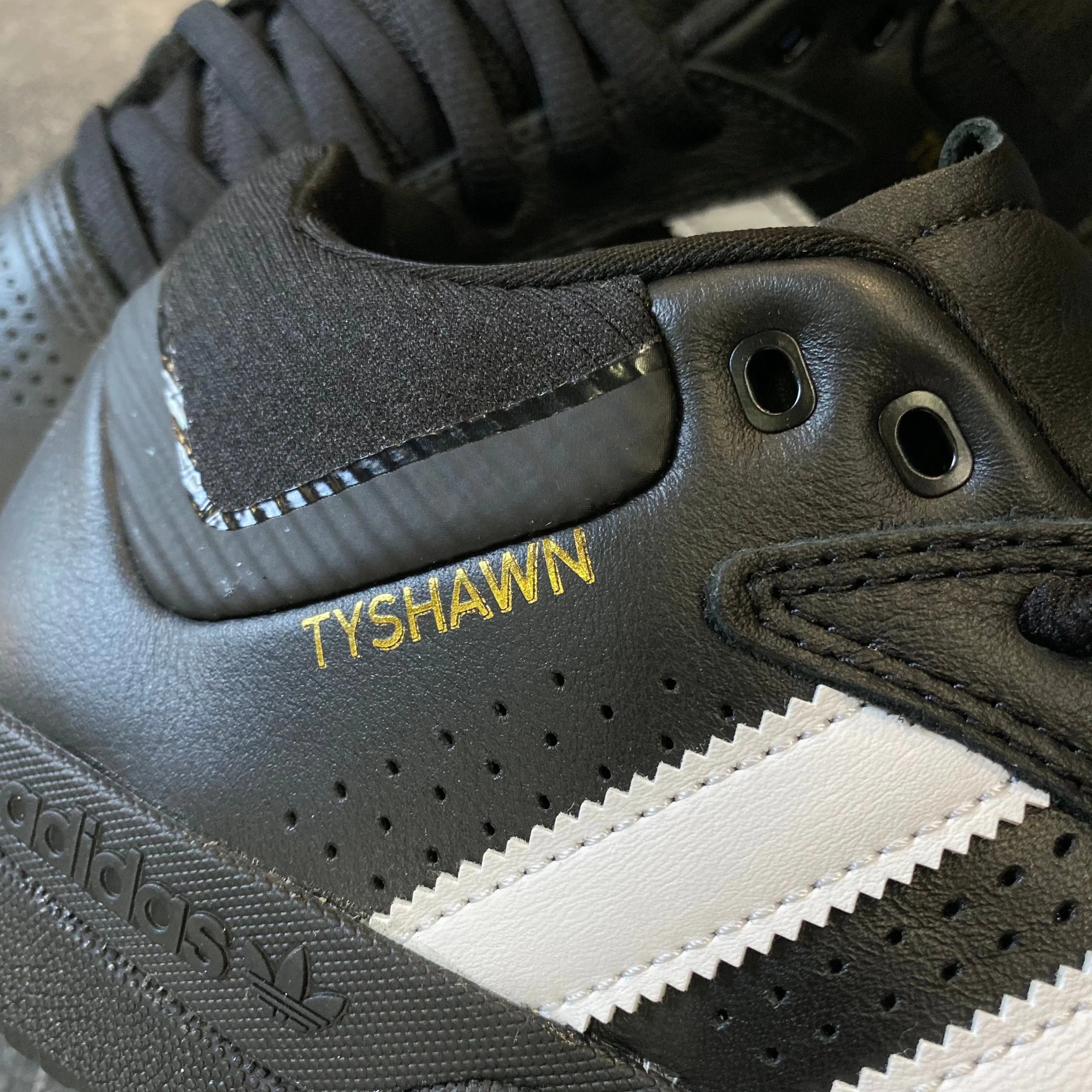 Adidas Tyshawn Black/White Leather
