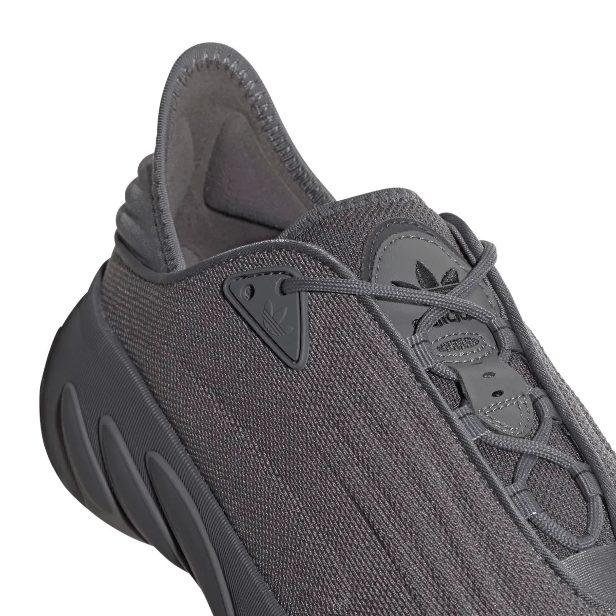 Adifom SLTN 'Grey Four'